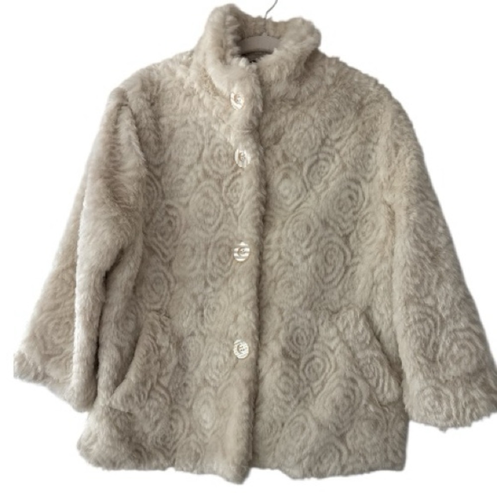 DOLLHOUSE Outerwear Vintage faux fur coat, cream color, sz XL,snap button front